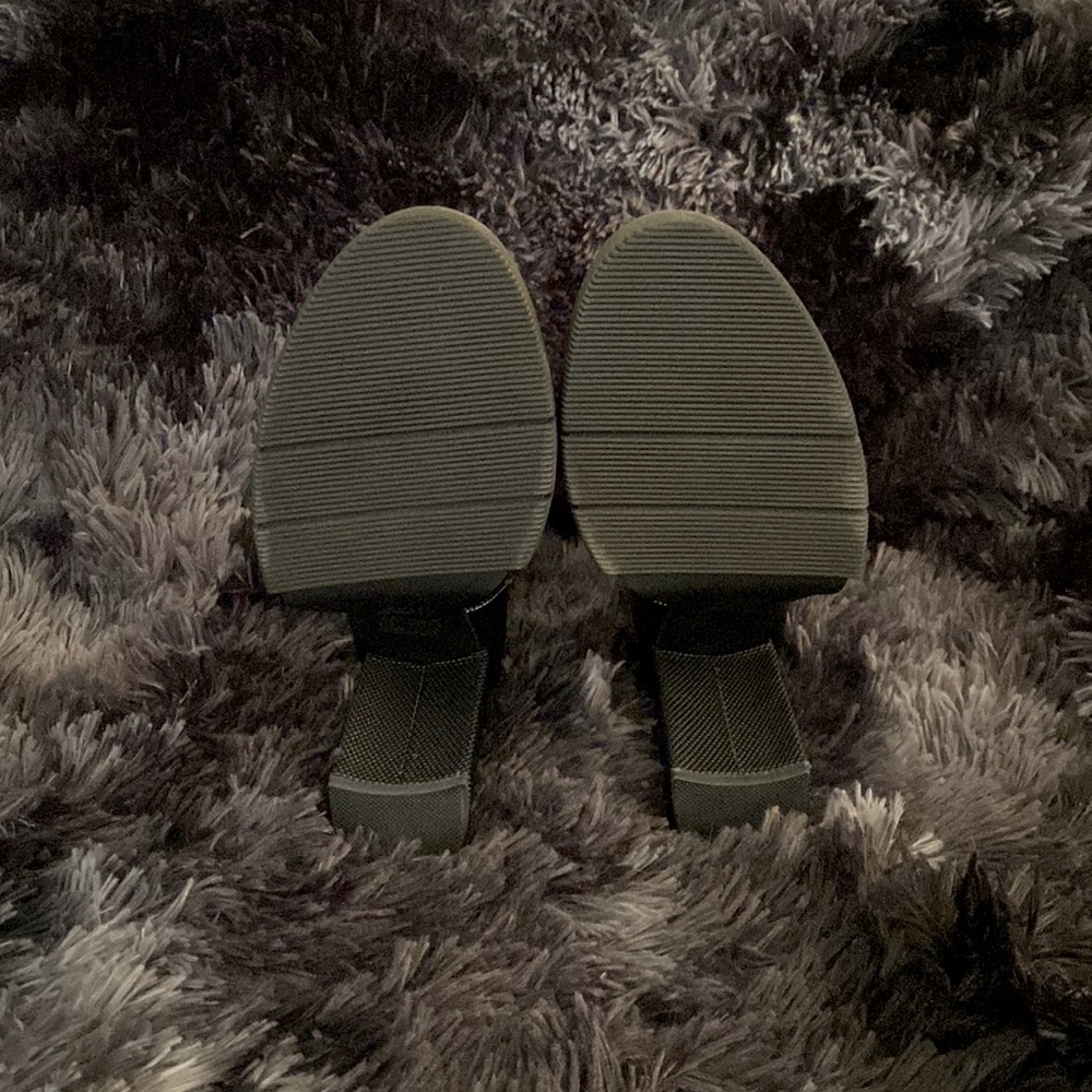 ๐ค Black Booties! ๐ค - Picture 4 of 4